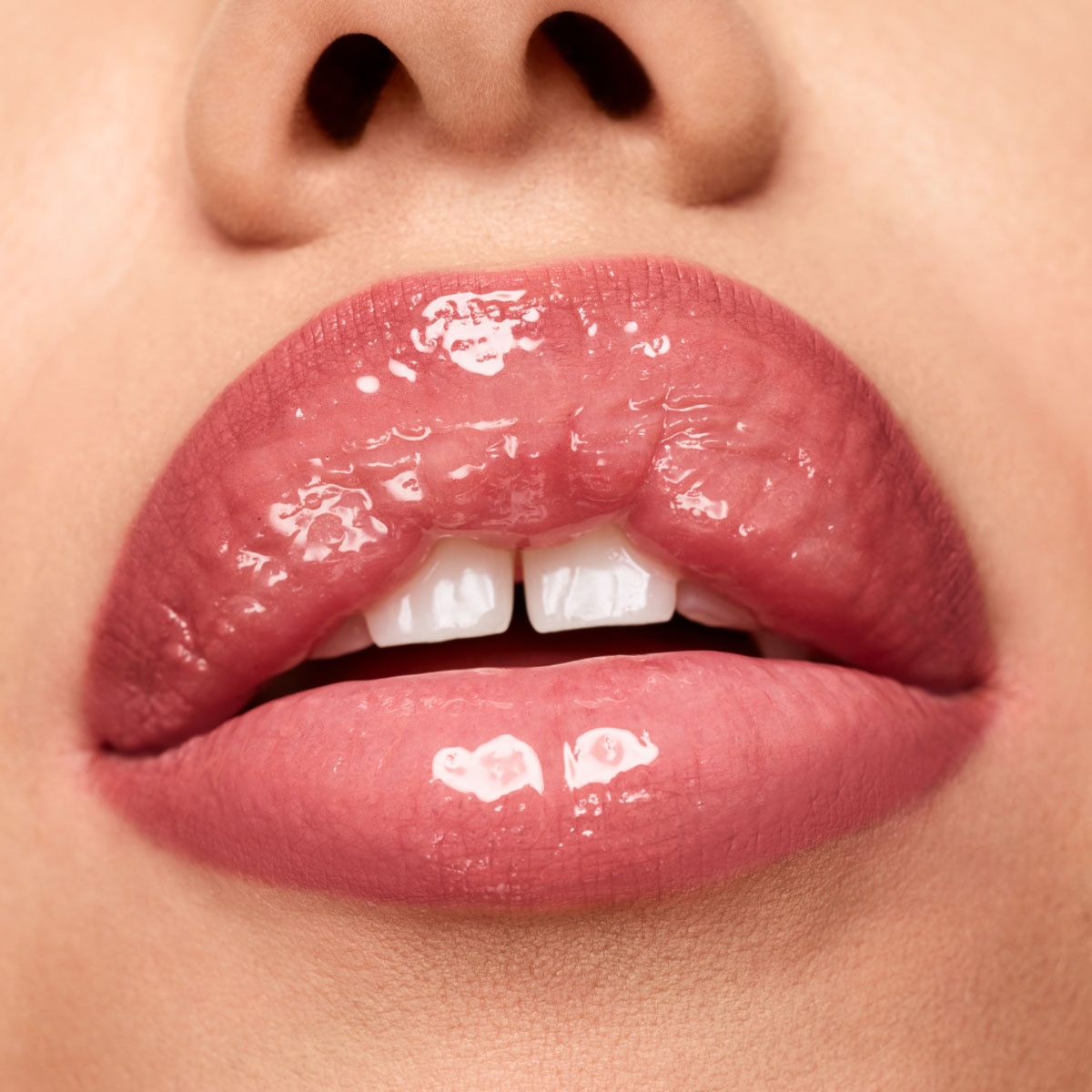 TRACE'D OUT PENCIL LIP LINER (DELINEADOR PARA LABIOS)